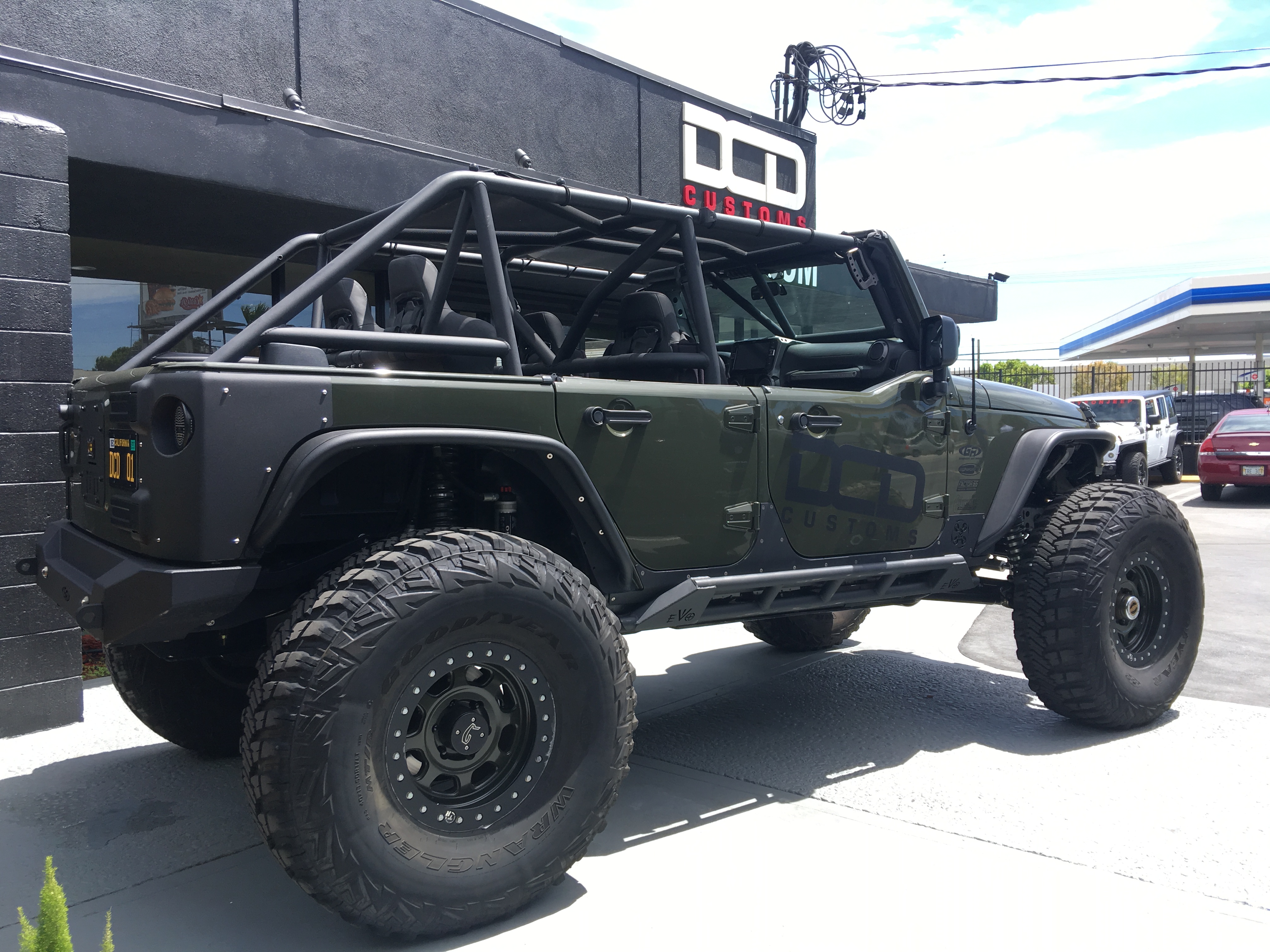 Jeep Customization Shop in Los Angeles | DCD CUSTOMS